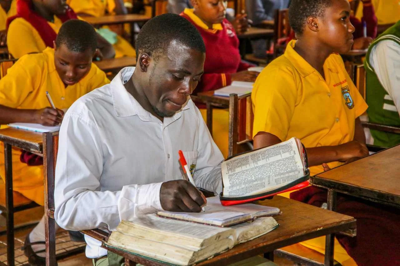 Yesu Akwagala High School Cover Image